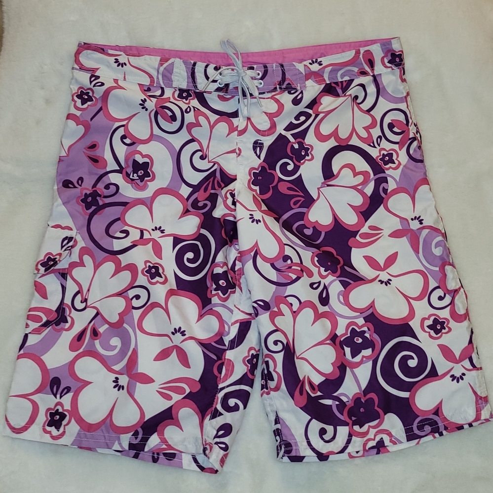 Kanu Surf Hawaiian Floral Board Shorts Size Medium New Without Tag